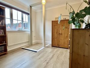 Bedroom 5- click for photo gallery